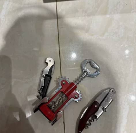 开瓶器10元三个 感兴趣的话点“我想要”和...