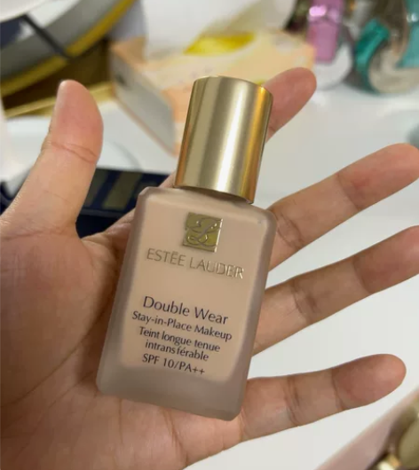 Estee Lauder雅诗兰黛DW持妆粉...