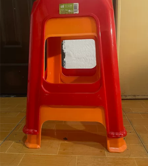 凳子 加厚塑料凳子大中小号家用板凳高凳时尚...