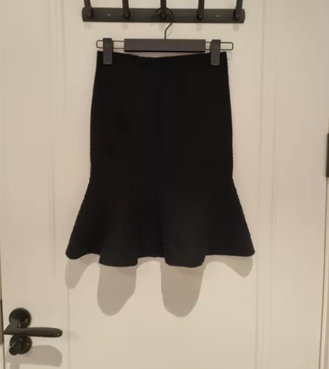 鱼尾半身裙，全新，纹理漂亮，有弹力，穿到1...