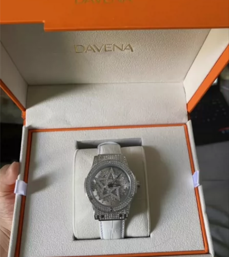 朋友送的闹掰了现在看到就心烦不想要了才戴过...