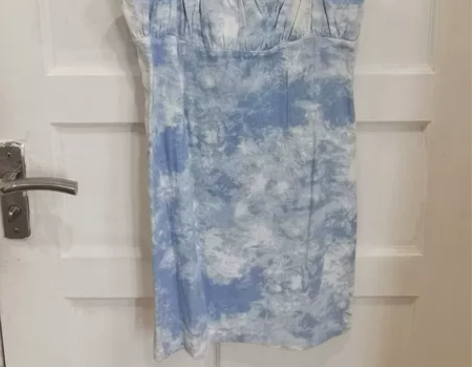 y2k风千禧年辣妹,正品牛仔扎染云朵链条蓝...