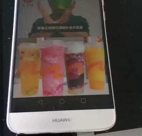 华为麦芒5全网通4G十64G内存，换了个屏...