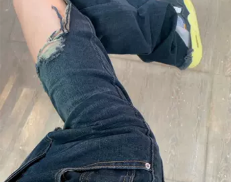 复古破洞宽松直筒牛仔裤女夏季新款高腰显瘦设...