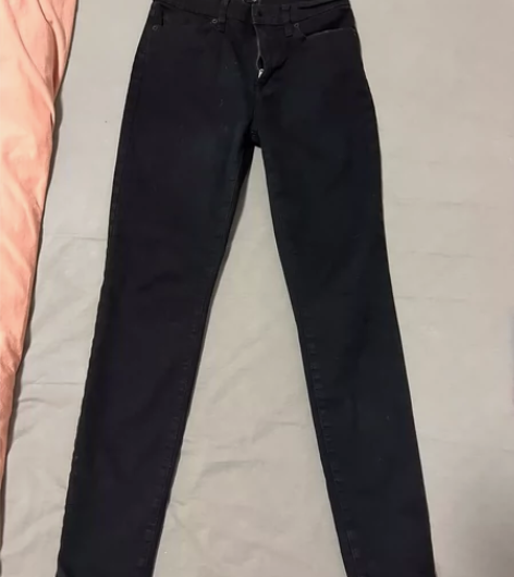 黑色小脚牛仔裤女2023年新款紧身弹力显瘦...