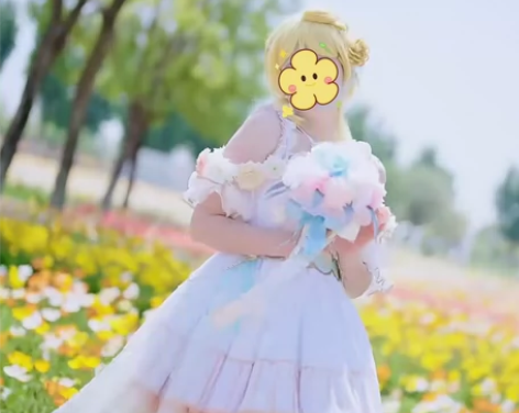 【租】绝色漫家鲜花节绘里L码，袖子找原店家...