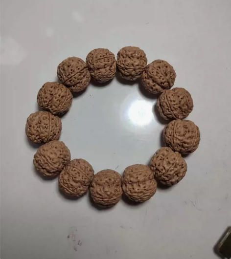 古龙铁籽 尺寸22 感兴趣的话点“我想要”...