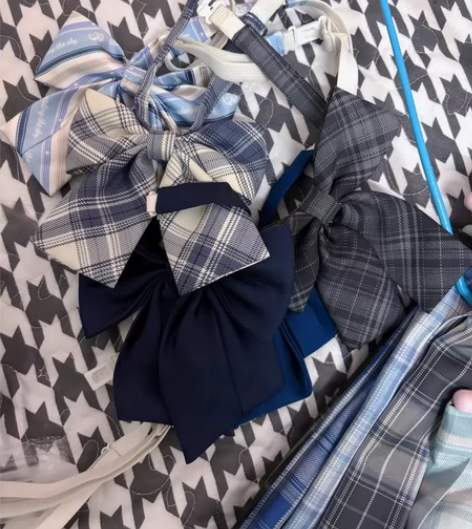 正品jk格群原价118现价50元一条喜欢哪...