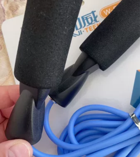 白菜价跳绳 直接拍就行 长度是2.8米 绳...