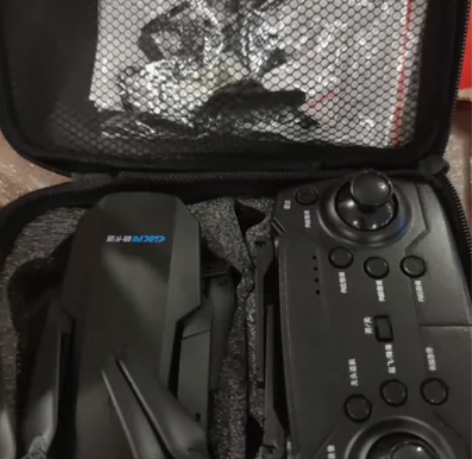 格卡诺无人机，小孩获奖赢的，一次没用过全新...