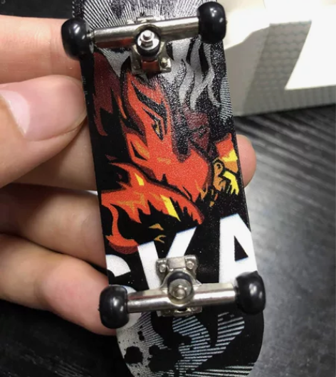 专业版手指滑板五层枫木板轴承轮合金支架新手...