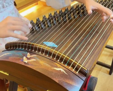 店里的样品筝 拿了大半年了卖不出去 现在想...