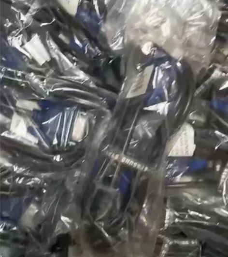 1.5米全铜VGA线无拖影 无雪花 支持1...