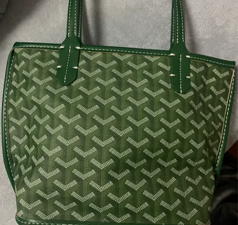 韩国狗牙包 小号原价300?入， 尺寸 2...