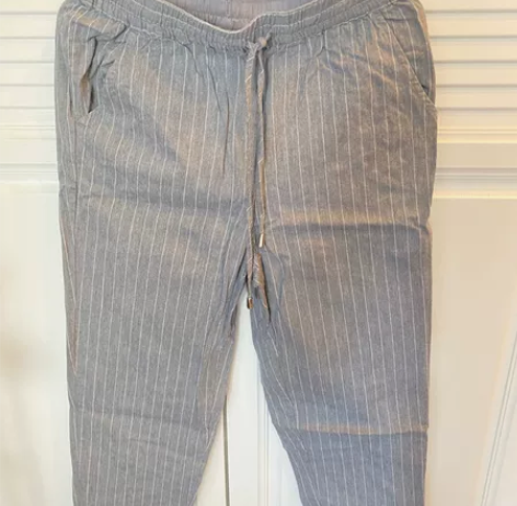 九分裤 很新 感兴趣的话点“我想要”和我私...