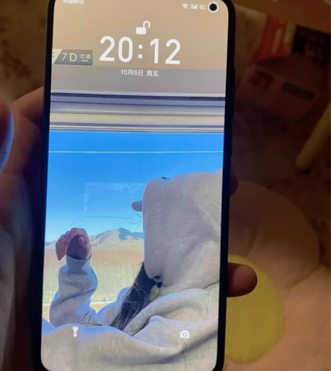 魅族17 6+128 整体8.5新，指纹不...