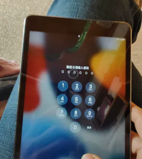 iPad苹果,mini4,128g 感兴趣...