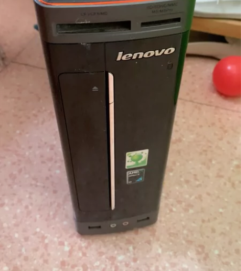 联想台式电脑，不用了，带原装键盘，鼠标，摄...