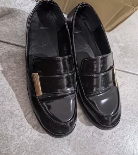 黑色通勤小皮鞋，36码很舒服，上班穿合适 ...