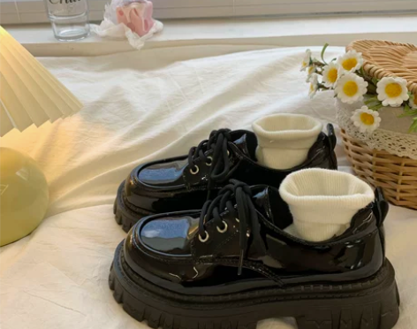 黑色厚底增高系带小皮鞋女2024年春秋季新...