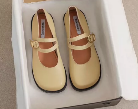 全新，买大了！法式大头小皮鞋女软底一字带平...