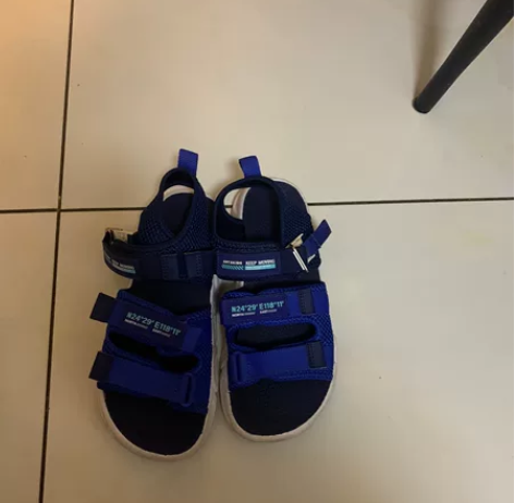 安踏凉鞋35码 感兴趣的话点“我想要”和我...