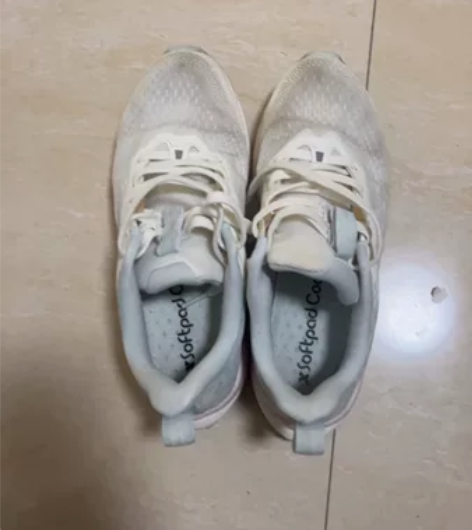 特步官方騛速2.0科技女鞋轻便运动鞋冬季新...