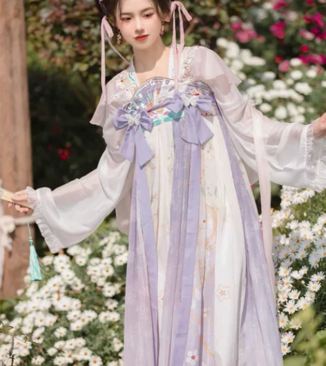 茗月萱汉元素状态很好发货之前会熨 穿一可小...