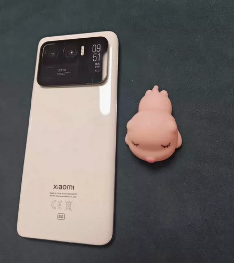 小米11ultra白色8＋256 更换原装...