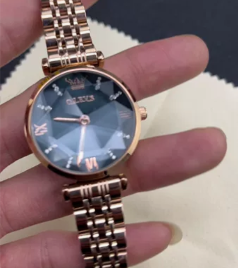 出售一个带了几次的欧利时手表 爽快包邮 感...