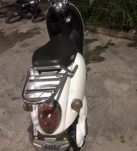 二手台铃电动车一辆，电车60V20A，车子...