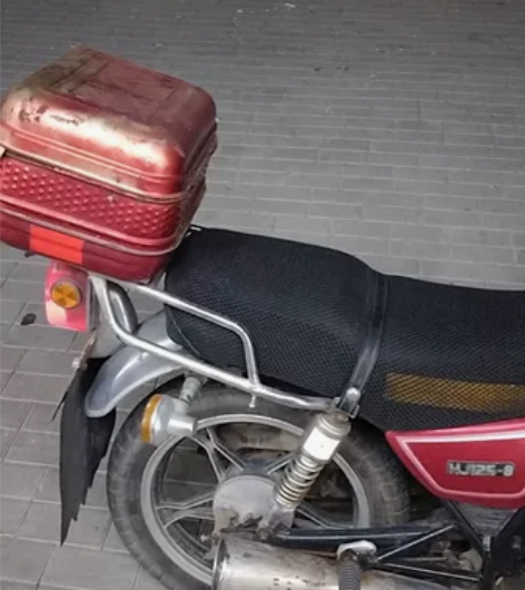 豪爵摩托车HJ-125-8，2005购买于...