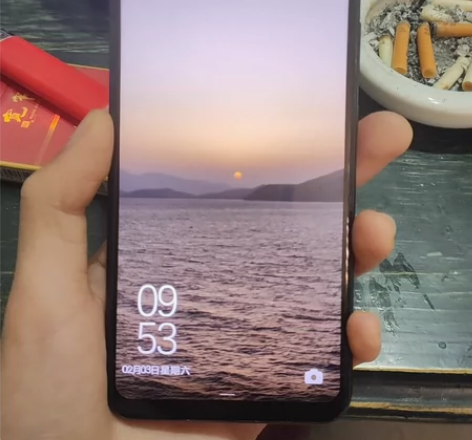 华为nova3i麒麟芯片换过屏幕，学生备用...