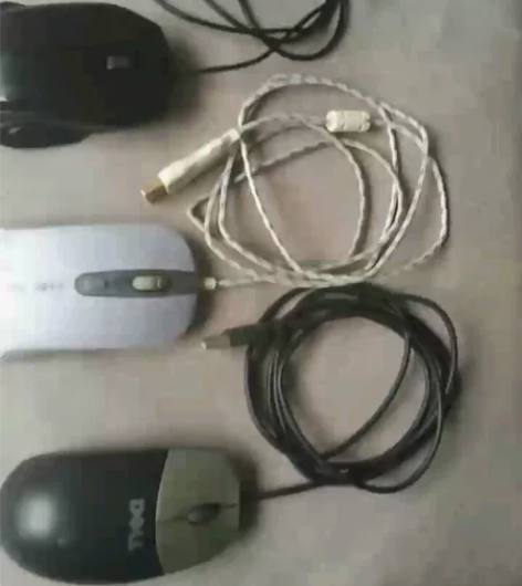 DELL戴尔有线鼠标， MO5UOA 按键...