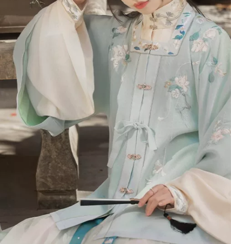 十三余 小豆蔻儿[山色图] 方领半袖立领对襟