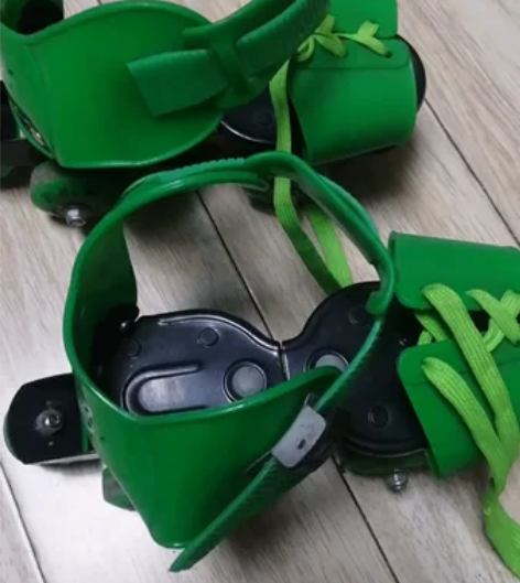 旱冰鞋,骏马,很新,很重,正常使用,可以调...