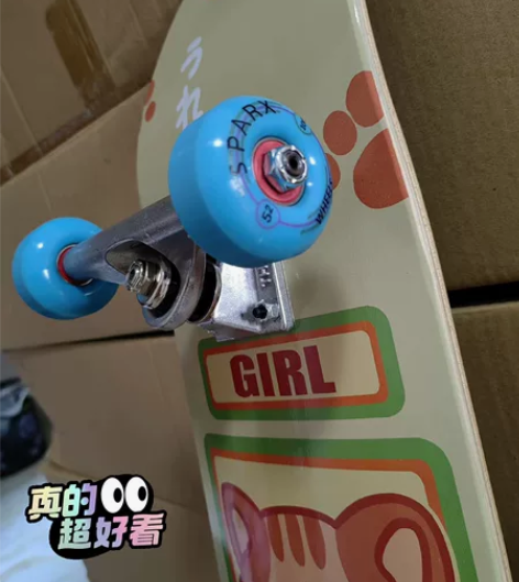 你敢信！原价600多的双翘滑板，180包邮...