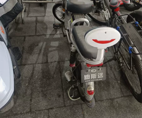 迪斯远电动车，用了两年，闲置了，有需要的自...