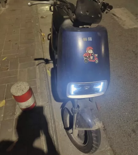 个人一手新国标小蓝牌电动车 充满电可跑五十...