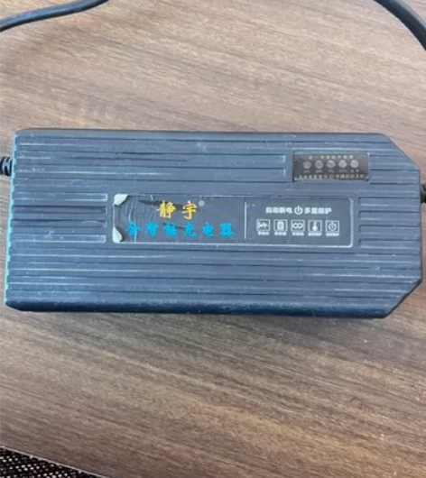 台铃 雅迪 爱玛电动车铅酸电池充电器 60...