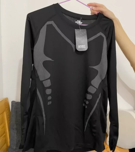 闲置 处理健身运动衣2件 套头长袖+带帽拉...