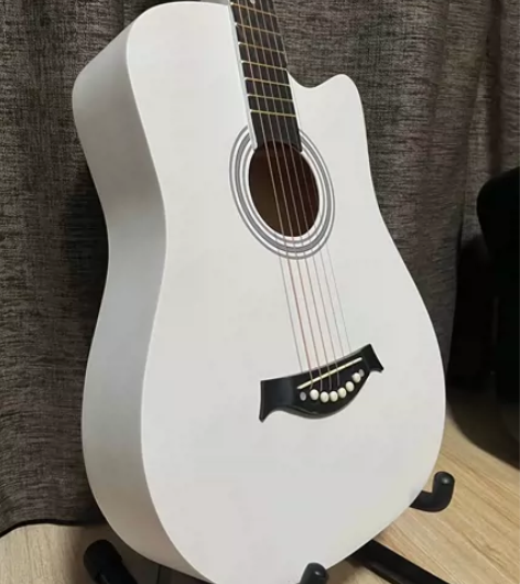 【琴行搬迁清仓处理】原价上千的38寸单板吉...