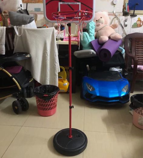 可升降的儿童儿童投篮球框便宜出18元！很新...