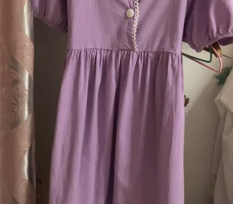 紫色连衣裙实体店买的 感兴趣的话点“我想要...