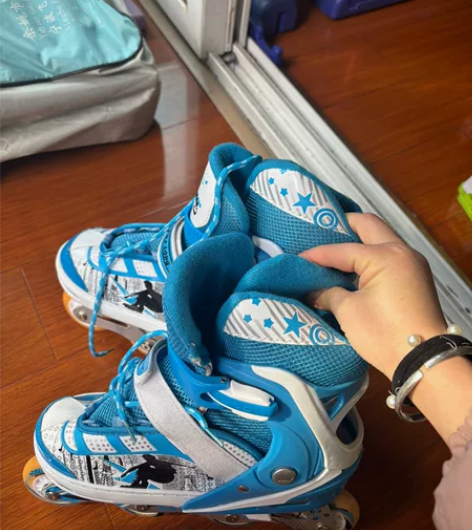 伴威轮滑鞋 大人的可以穿38-98 买来没...