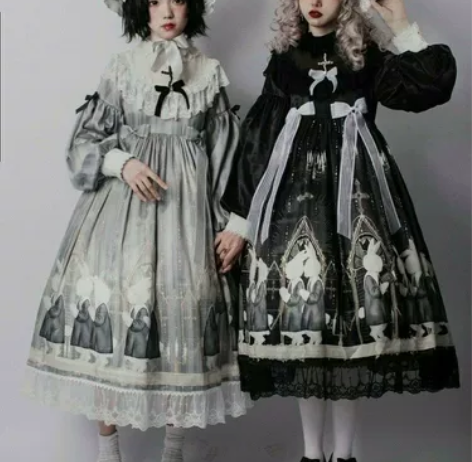 圣祷者m码长款银色 裙摆有抽丝 佛系出￥2...