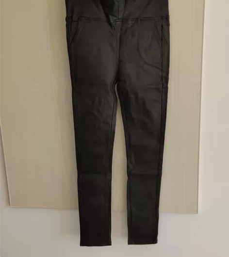 百幻主角品牌女皮裤，31码，172/82A...