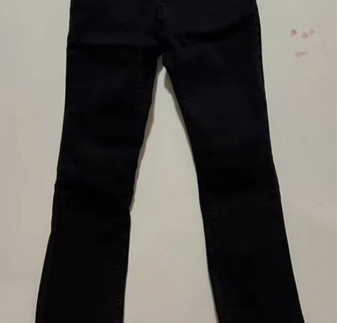 黑色牛仔裤，七分裤牛仔裤，微喇牛仔裤，S码...