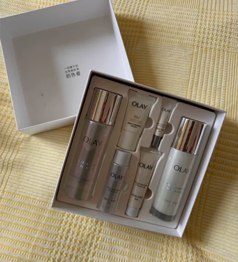 OLAY玉兰油超抗美白水乳抗糖抗氧护肤品套...