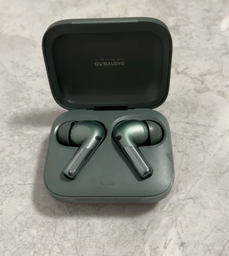 一加buds pro2 如图所示，功能一切...